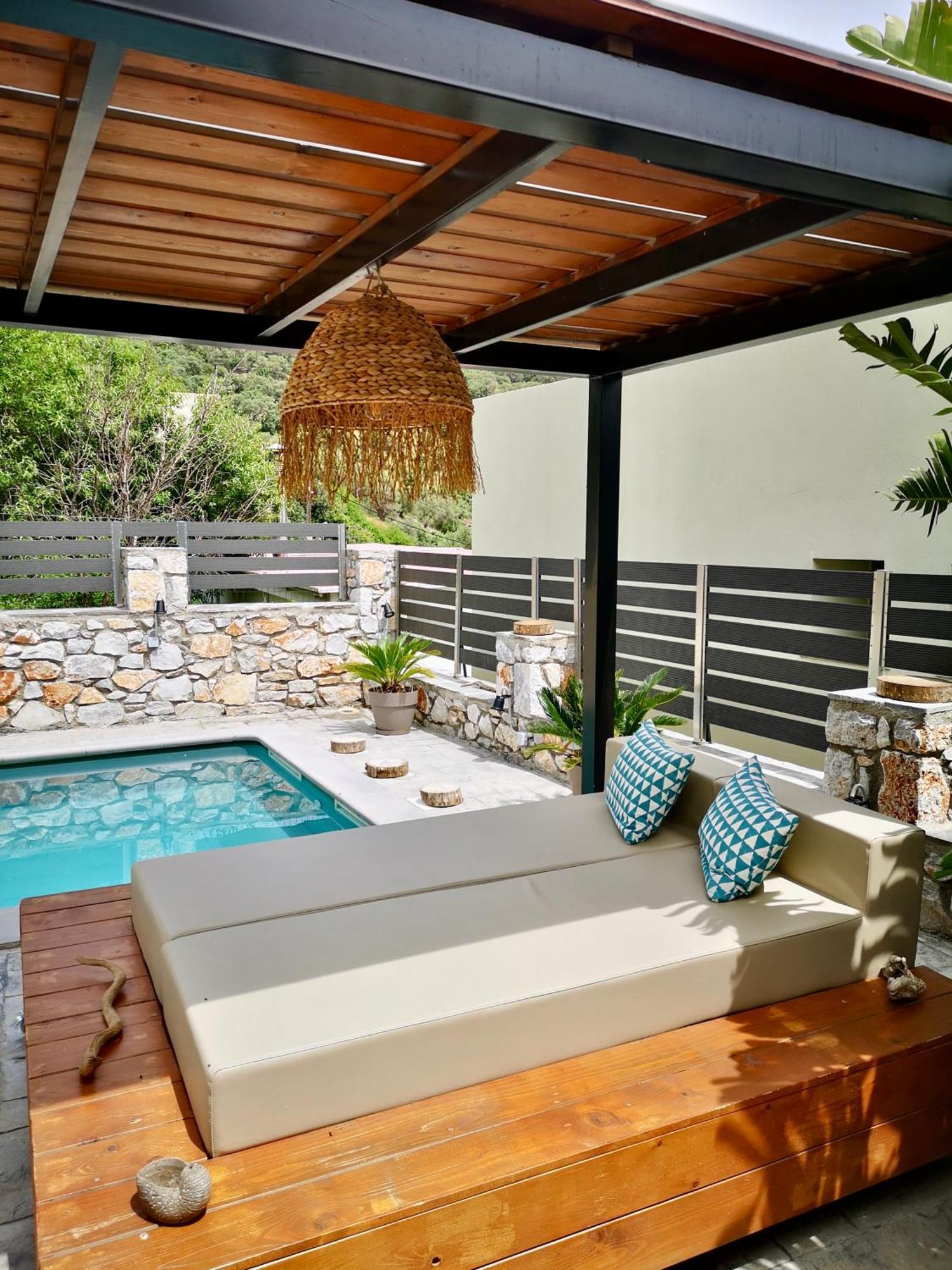 Spacious Maistrali Villa, Private Pool & Garden 罗达奇诺 外观 照片